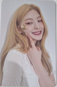 WE NEED LOVE 專輯卡 