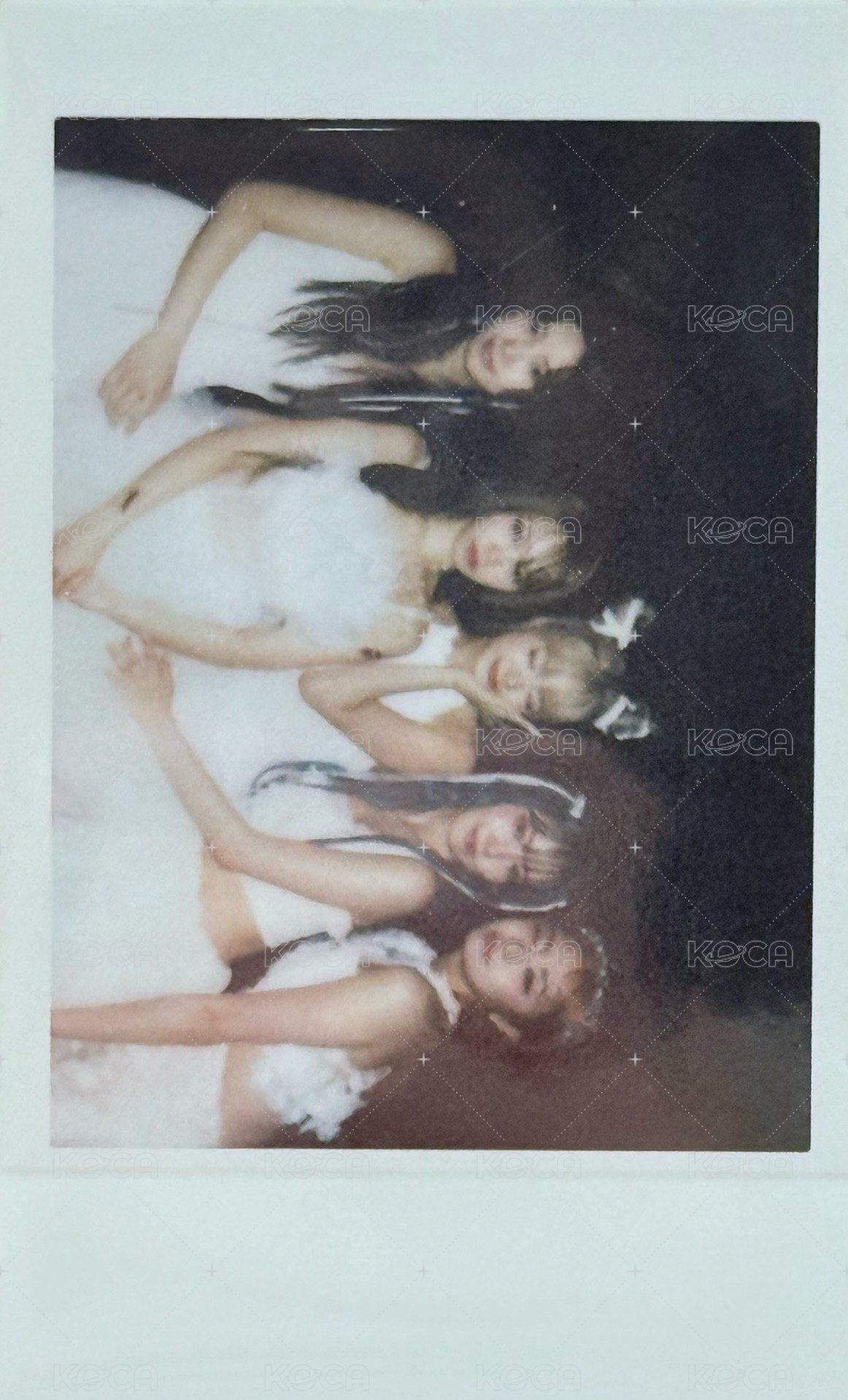 EASY 滿額卡 快閃店 正面