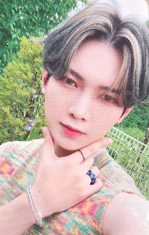 FEVER pt.3 subk 特典卡  正面