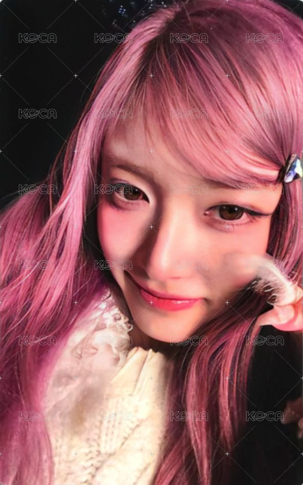 IVE EMPATHY am 特典卡 羽毛ver. 正面