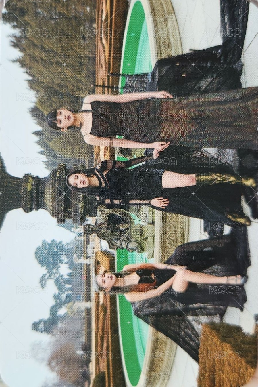 I TRUST am 特典卡 麵妮琦分隊卡 正面