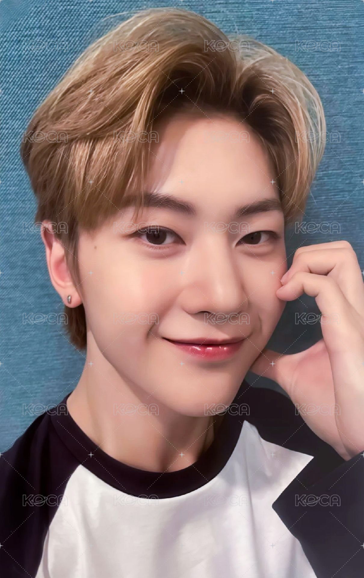 迷一 k4 2.0 特典卡 比心 ver. 正面