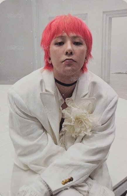 Übermensch 專輯卡 Übermensch 粉版專輯小卡 正面