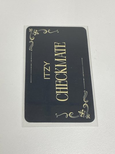 ITZY Lia sw特典卡 捧臉粒