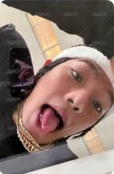 FAMOUS 打歌卡 week 3 正面