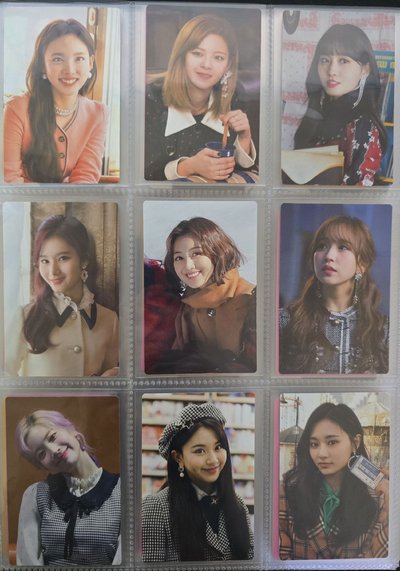 TWICE-THE YEAR OF YES MONOGRAPH (含卡)
