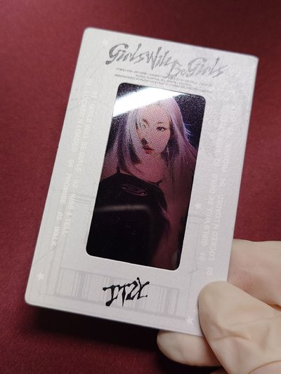 預購禮 ITZY GWBG 領 chaeryeong 