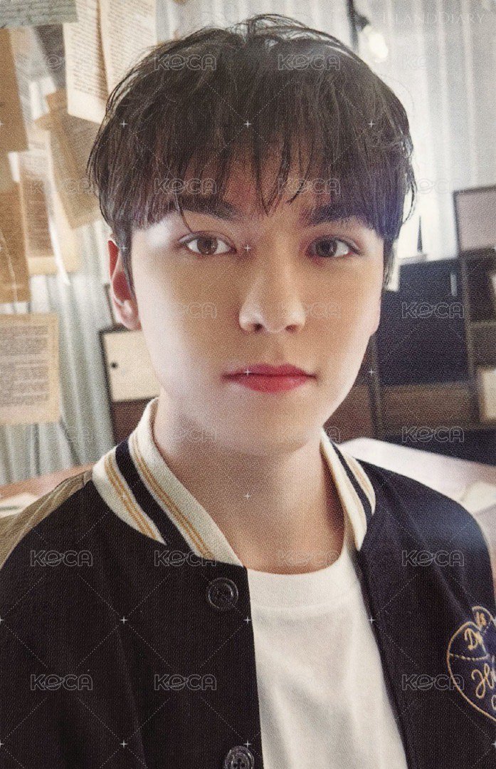 24’克拉島 演唱會 DVD / CD 卡 24‘克拉島回憶錄 DOOR ver. 正面