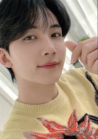 22‘HOME 周邊卡 外套卡