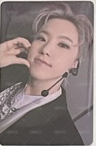 精選專 yzy B 簽售卡  正面