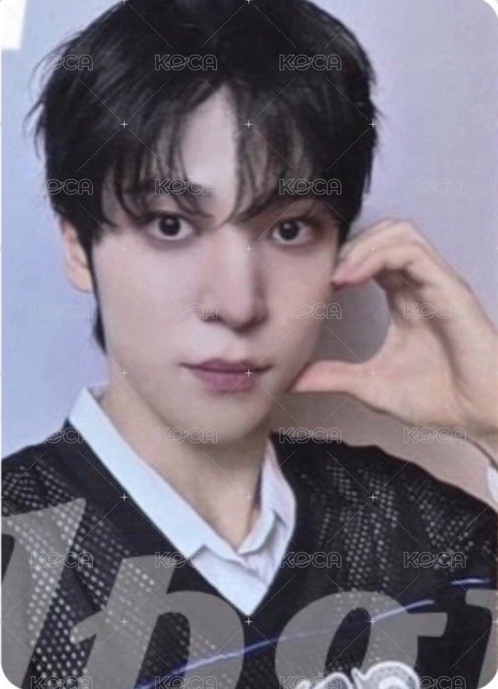 MIGHTEEZ 隨機卡  正面