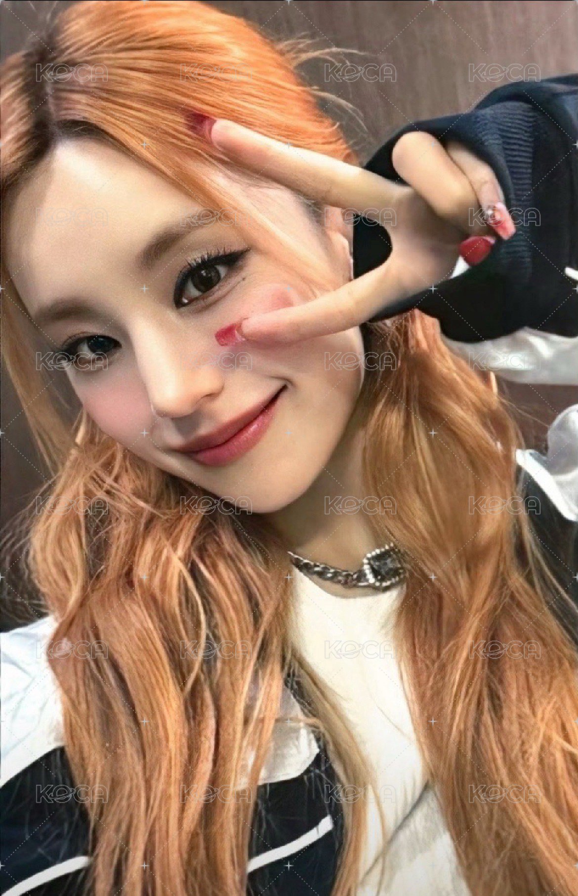 BORN TO BE 楠藝 1.0 簽售卡 校服 正面