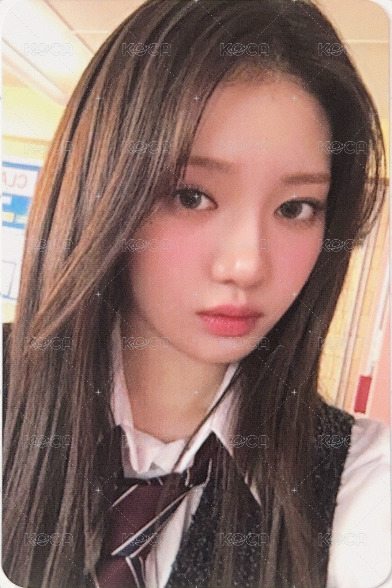 25’世巡 yg 周邊卡 亞巡壓克力鑰匙圈卡 Rora 正面