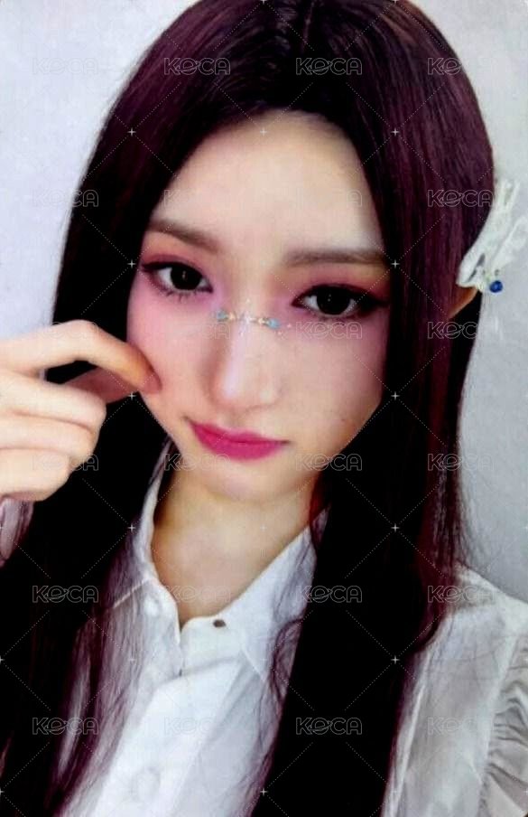 IVE SWITCH 船特 3+1 特典卡  正面