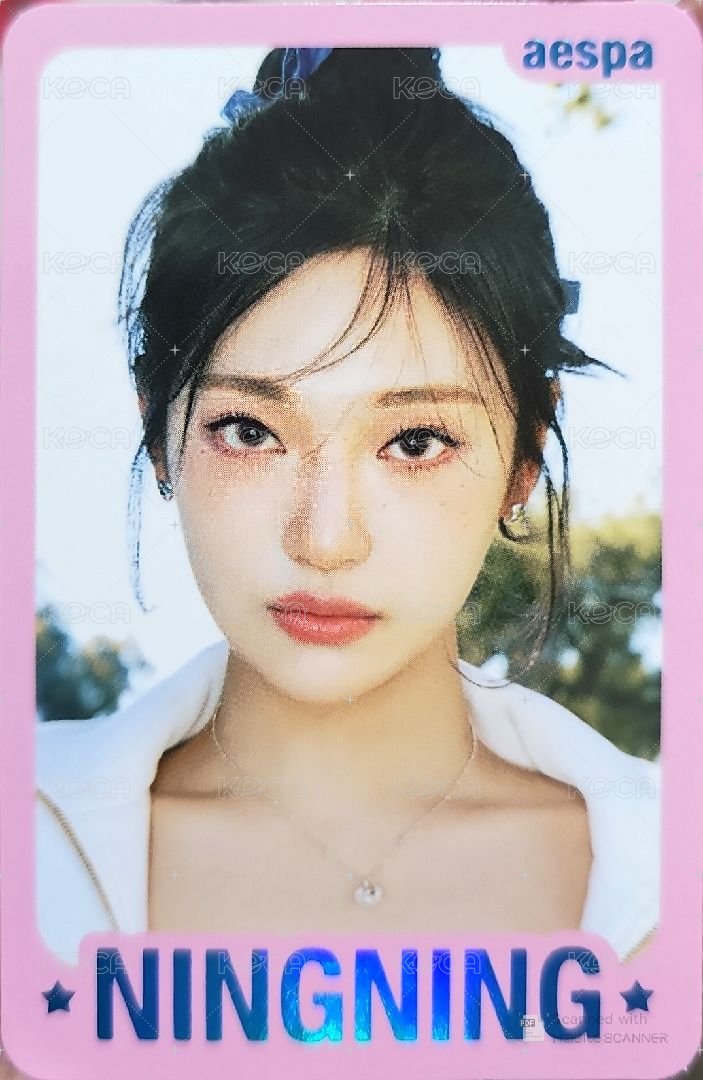 MY WORLD 隨機卡 A版寧 正面