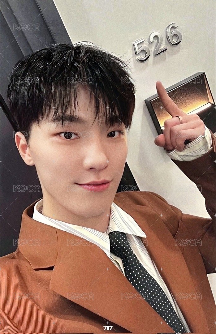 MINI12 專輯卡 ｜CARAT ver. 正面