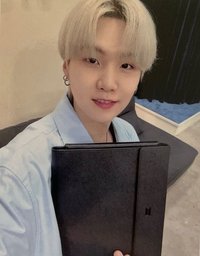 by BTS 周邊卡 筆記本卡 拍立得