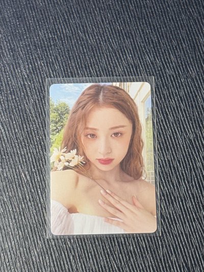 LE SSERAFIM  許允真 