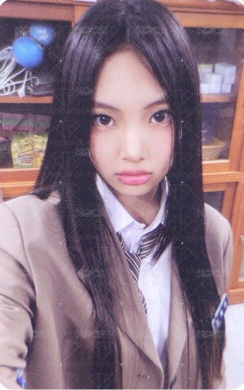 OMG 專輯卡 Hyein ver. 正面