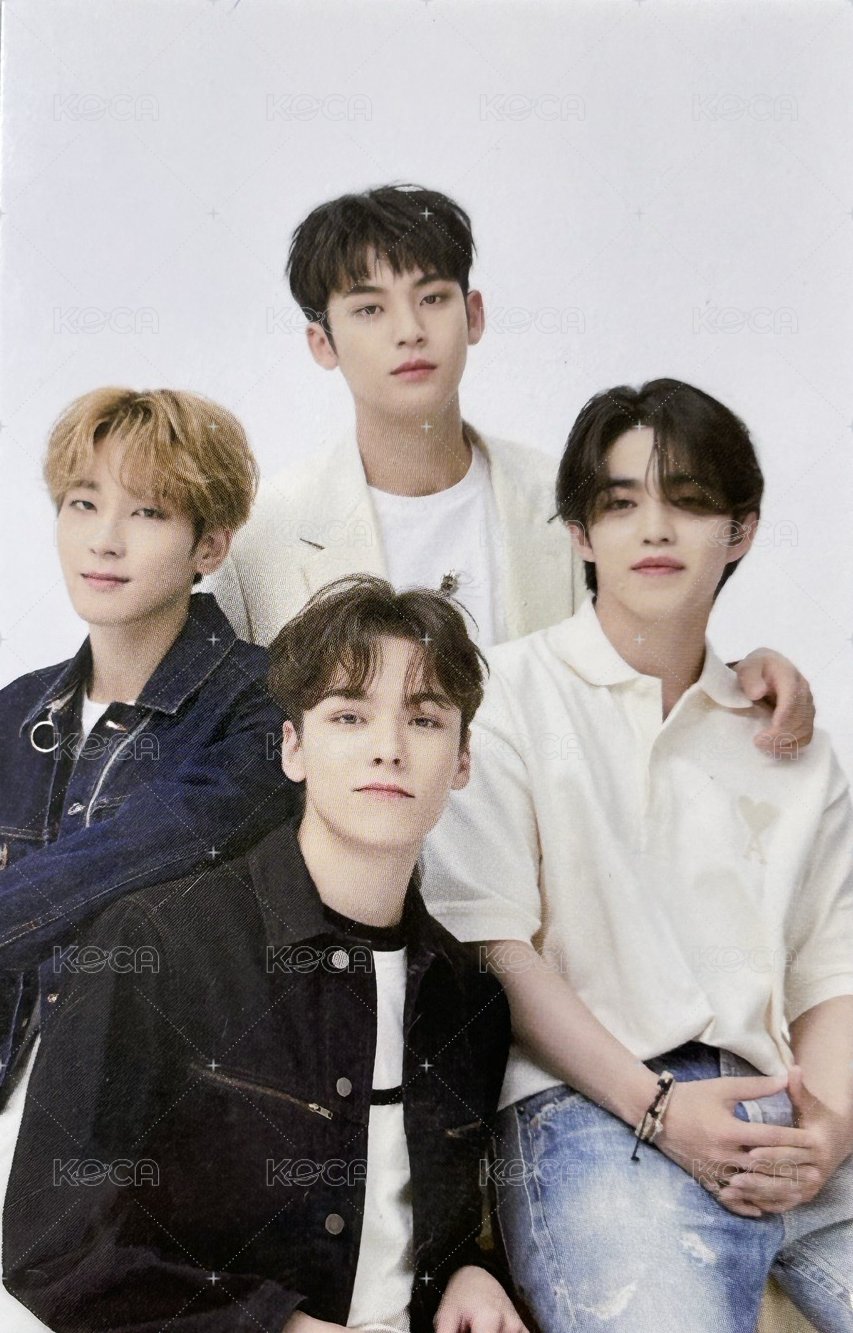 21‘克拉島 隨機卡  正面