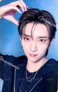 MINI12 yzy B 簽售卡  正面