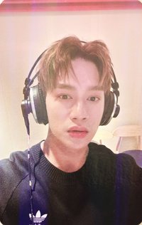 New Moon 專輯卡 精裝