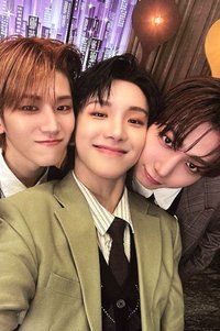 25年曆 wvs 年曆卡 團卡 立牌明信片