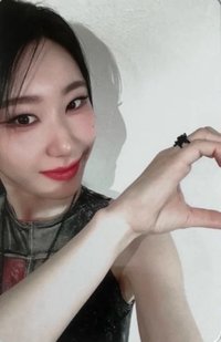 BORN TO BE km 台北 1.0 簽售卡 半心