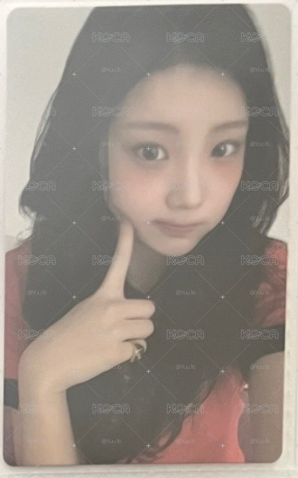 ILLIT小卡