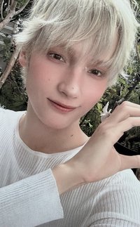 Starkissed 專輯卡 小卡E