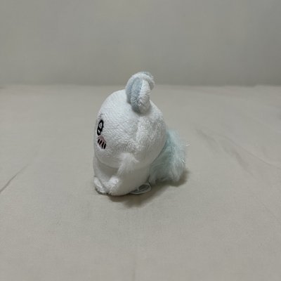 吉伊卡哇 Chiikawa ちいかわ 小桃坐姿扭蛋 ꒰՞o̴̶̷̤ᾥo̴̶̷̤՞꒱