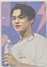 FOLLOWFELLOW 隨機卡  正面