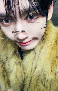 迷五 am 特典卡 無框眼鏡ver.