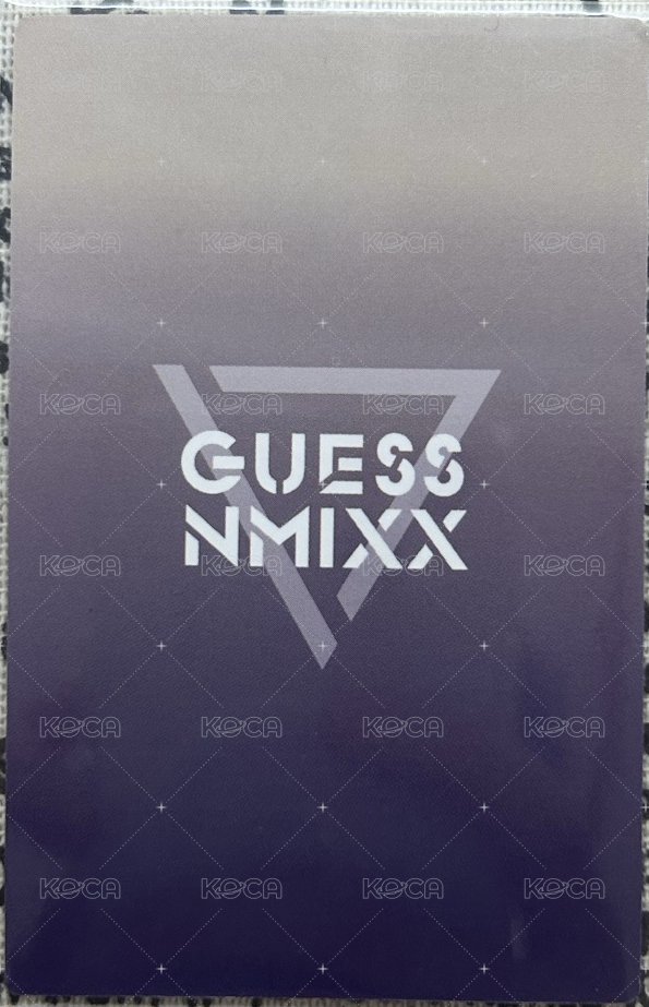 GUESS 代言卡 1.0 圭 背面