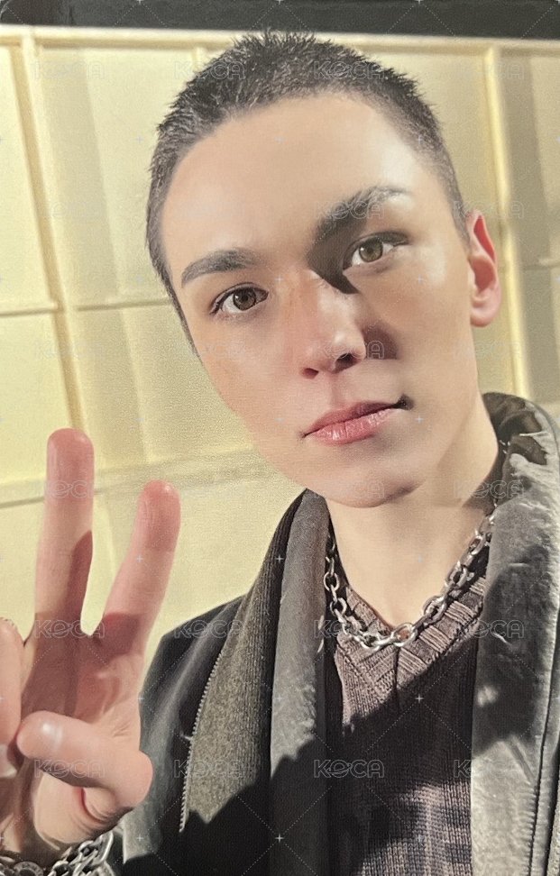 正五 yzy A 簽售卡  正面