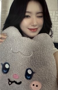 I SWAY 滿額卡 <I SWAY>快閃店滿額隨機小卡 抱枕.ver