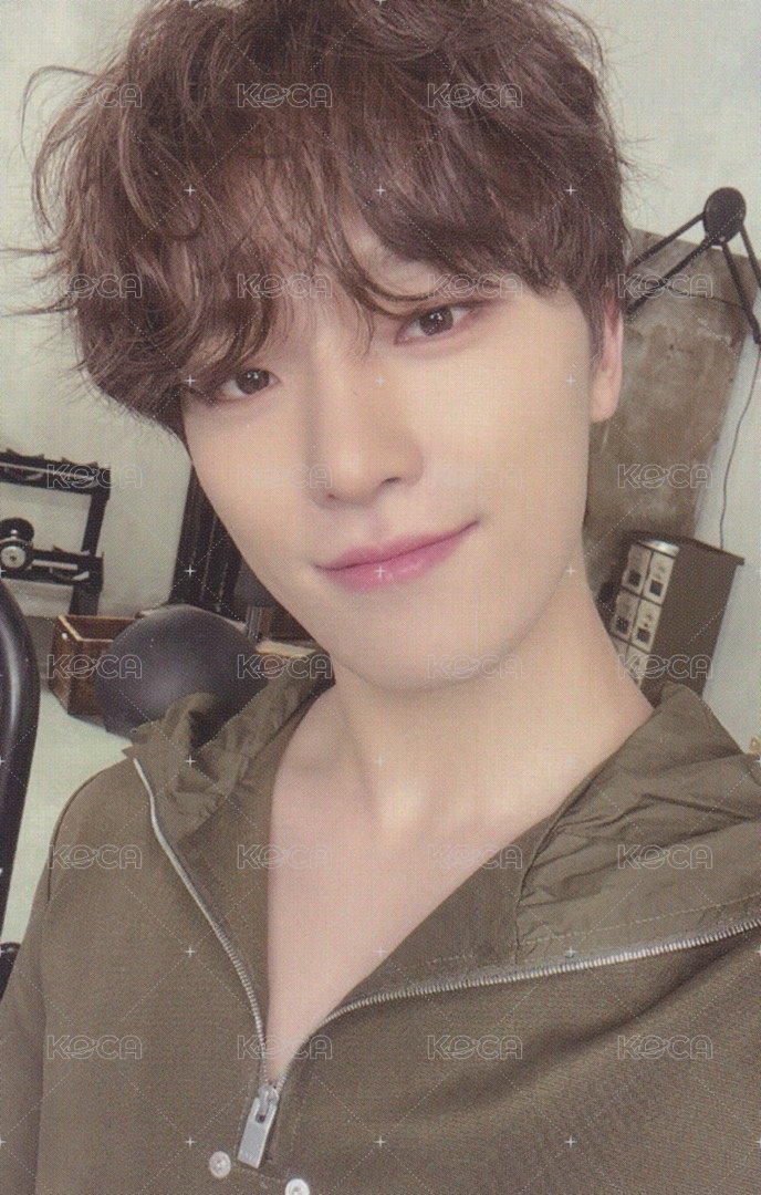 MINI10 專輯卡 ｜FIGHT FOR MY LIFE ver. 正面