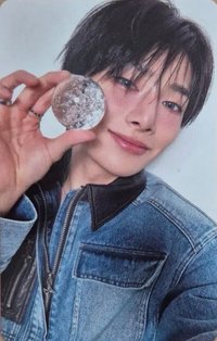 Hollow 專輯卡 初回生產限定盤A