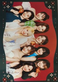 TWICE 代言卡