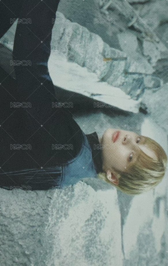 25’巡迴 隨機卡 卡包 正面