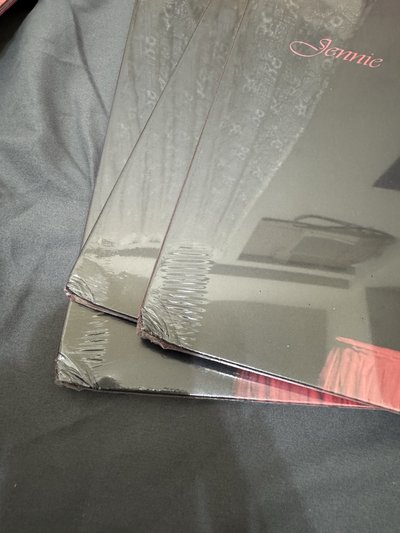 RUBY美版親簽紅膠