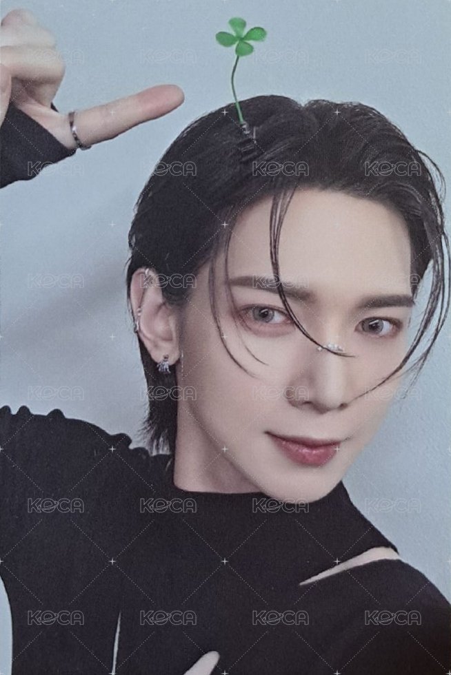 OUTLAW 專輯卡 A ver. 1 正面