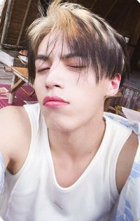 NEVER BEEN 隨機卡 