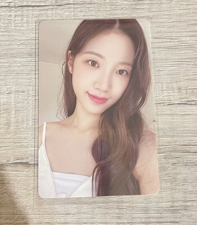 kazuha 23年曆 小卡 年曆卡 Le sserafim