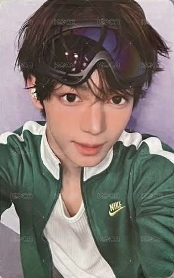 Play Hard wvs 簽售卡  正面