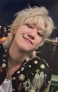 MINI11 yzy C 簽售卡 金髮八