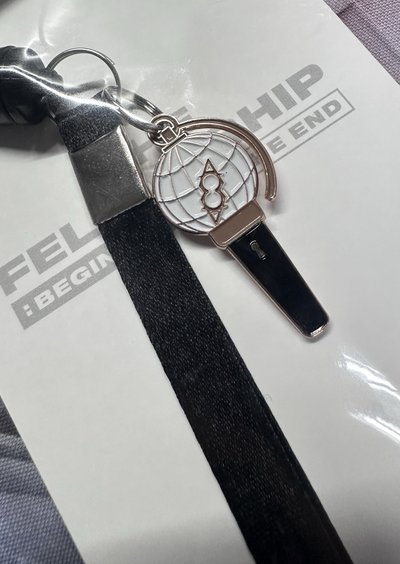 ATEEZ THE FELLOWSHIP:BEGINNING OF THE END 鑰匙圈吊飾 手燈吊飾