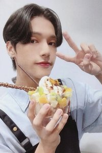 Movement ms 2.0 線下 簽售卡 Cafe Staff A ver.