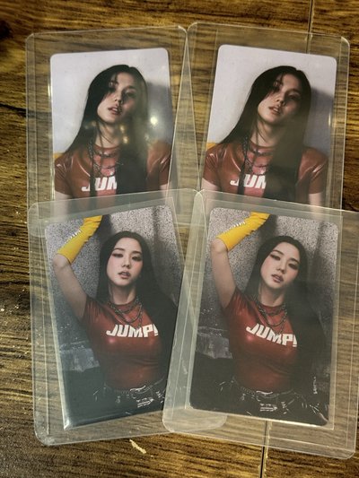 DEADLINE tour 世巡快閃店/場週 滿額卡 台北大巨蛋 高雄場週 Jisoo