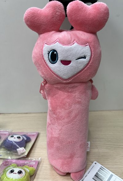 Twice Momo lovely 寶特瓶包 娃包